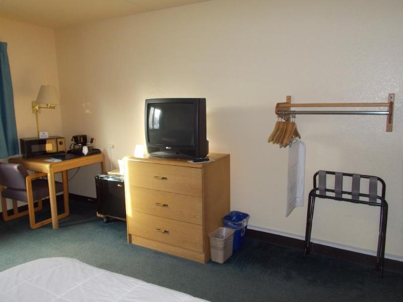 Boarders Inn And Suites By Cobblestone Hotels - Ripon Exterior foto