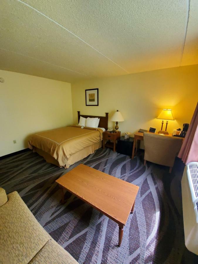 Boarders Inn And Suites By Cobblestone Hotels - Ripon Exterior foto